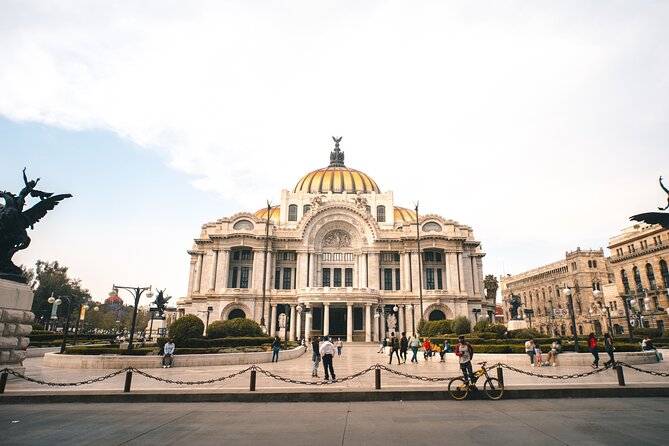 From cdmx: Citywalking Private Tour by cdmx - Walking the Historic Center toward the House of Tiles