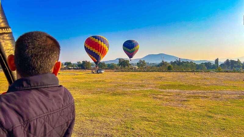 From CDMX: Hot air balloon ride, guided visits to Teotihuacan and Guadalupe - The long-day logistics you should plan for