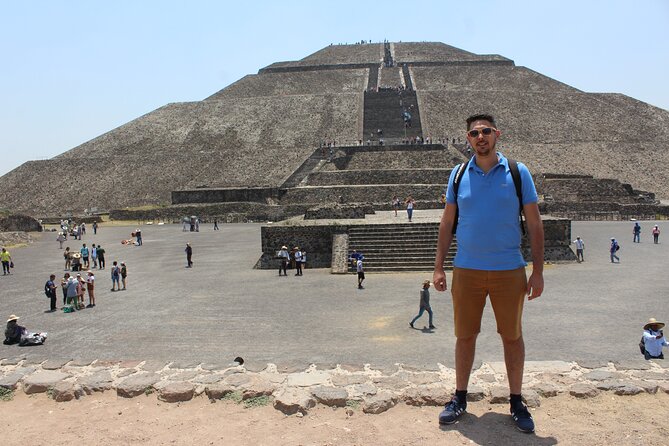 From cdmx: Teotihuacan and Basilica of Guadalupe all inclusive - Tlatelolco and the three layers of Mexico City