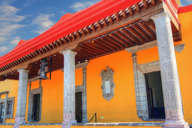 From cdmx: Tour in Coyoacan and Xochimilco all inclusive - What the $59.11 Price Really Covers