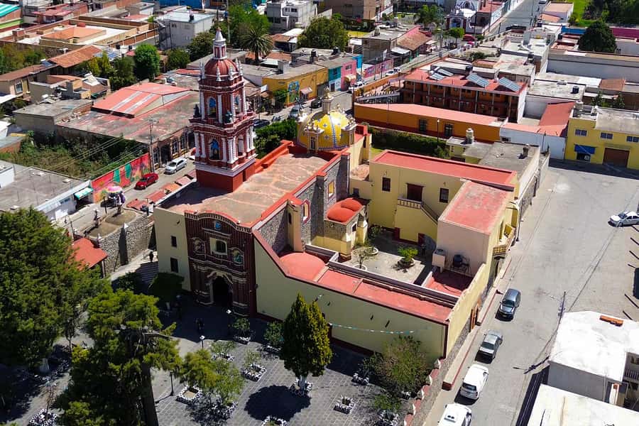 From Mexico City: One-day adventure: Puebla, Cholula, and Tonantzintla - Transport, timing, and group size