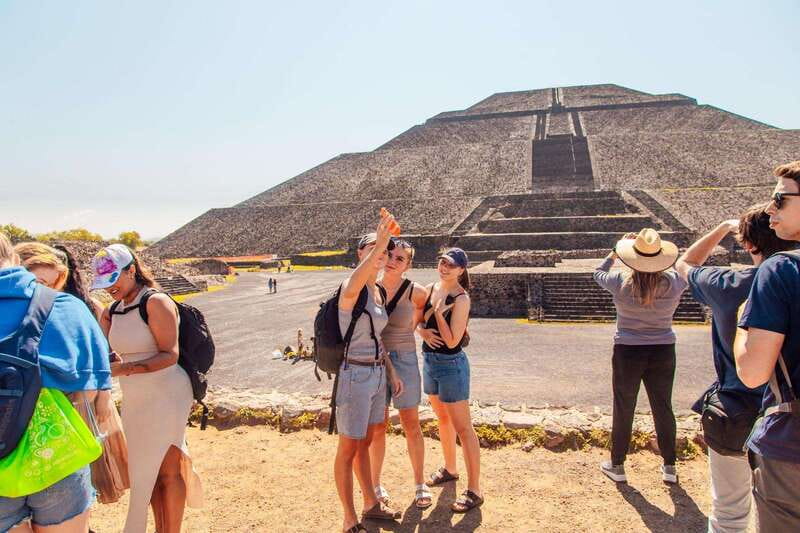 From Mexico City: Teotihuacan Pyramids and Bike Tour - Guides, language, and group size