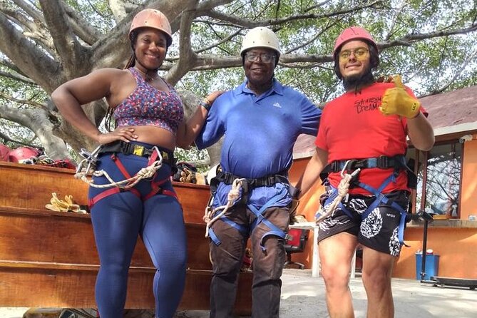 Full Day to Grutas de Tolantongo with All Inclusive - Guides Sergio, Howard, and the human side of the tour