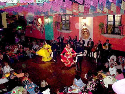 Garibaldi by Night - Mexico City - The bilingual guide format