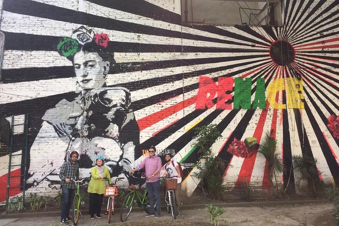 Graffiti & Urban Art Biketour w/ taco stop - Key points to know before you book