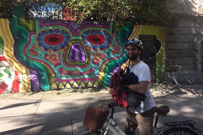 Graffiti & Urban Art Biketour w/ taco stop - What the $66 price really covers