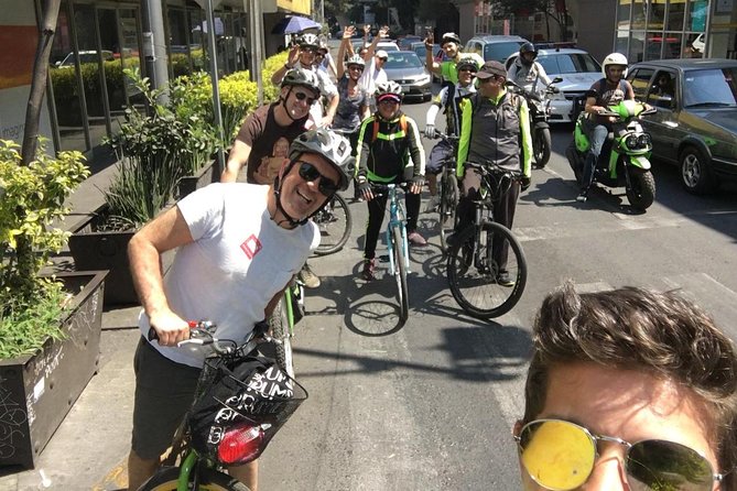 Graffiti & Urban Art Biketour w/ taco stop - San Miguel Chapultepec sets the tone