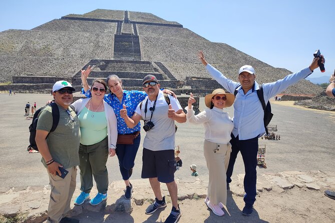 Group reduced to Pyramids of Teotihuacan and Basilica of Guadalupe - Understanding the Basilica of Guadalupe
