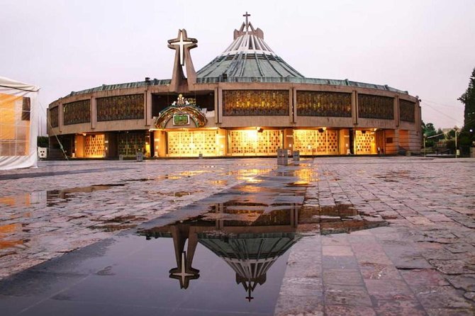 Guadalupe Shrine Tour - The New Basilica and the image of Guadalupe