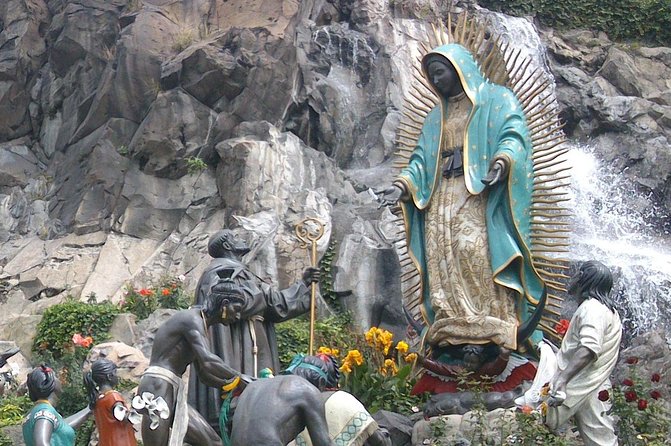 Guadalupe Shrine Tour - Walking up Tepeyac Hill