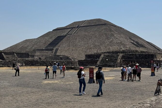 Guided tour EN Teotihuacan - Breakfast EN cave-round transport - Key points at a glance