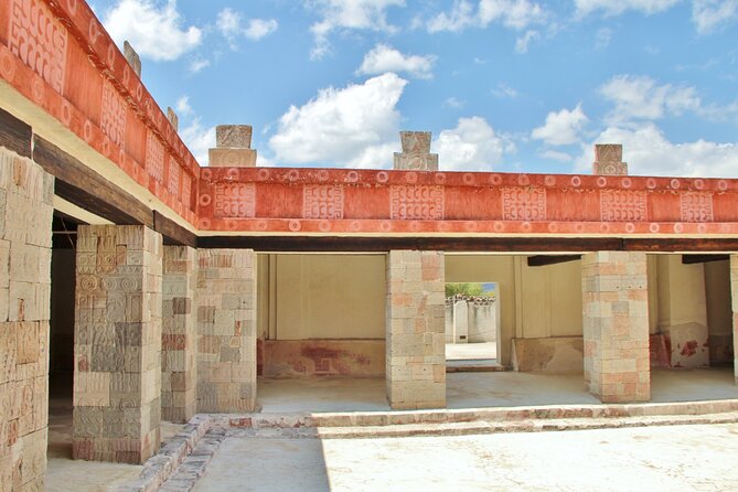 Guided Tour in Pyramids + Transportation + Breakfast in Cueva - Why the Half-Day Timing Works