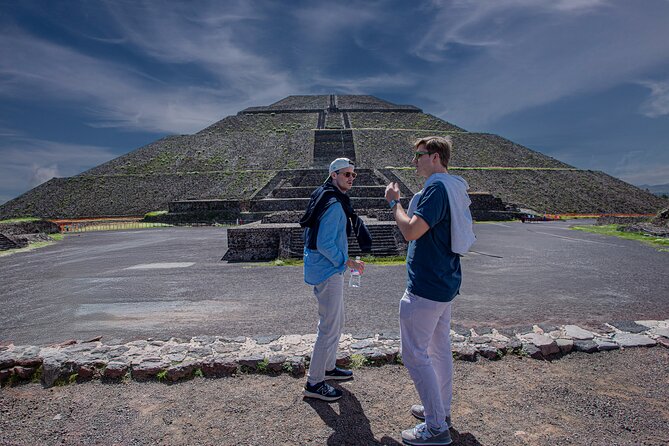 Guided tour in Teotihuacan + breakfast in Cueva + Transportation CDMX - What to bring and how to prepare