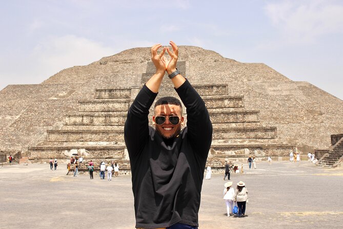 Guided Tour in Teotihuacan with Cave Breakfast and Transportation - Transportation, pickup, and the real length of the day