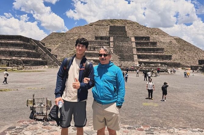 Guided Tour in Teotihuacan with Cave Breakfast and Transportation - Seeing Teotihuacan with Abel, Alex, Marco, or another site guide