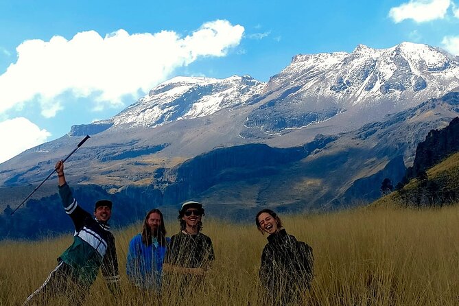 Hiking in Iztaccihuatl Volcano - Seven hours on foot, with food and rest built in