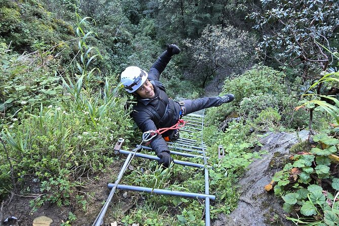 Hiking to the Puerta del Cielo Viewpoint in Mexico City - Omar’s Guiding Style