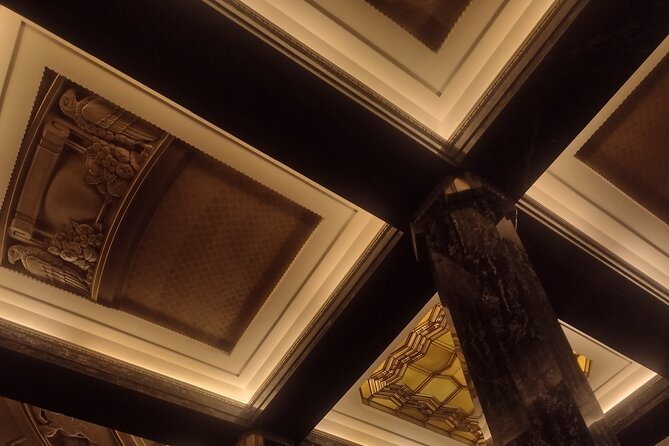 Historic center walking tour through time and space - Bellas Artes and Alameda Central