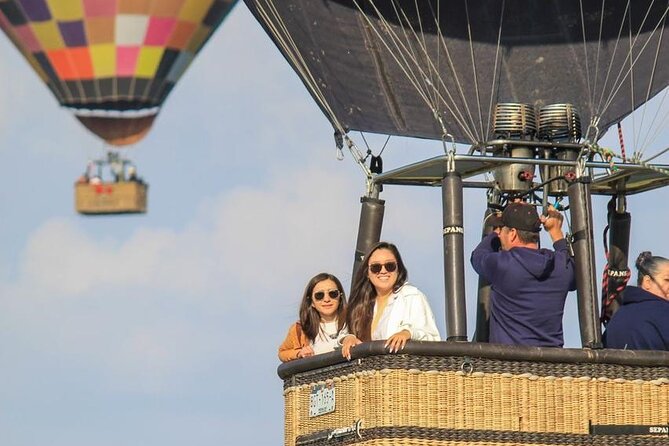 Hot Air Balloon Flight over Teotihuacan with CDMX Transportation - Leaving Mexico City before sunrise