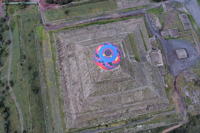 Hot Air Balloon Flight over Teotihuacan with CDMX Transportation - The landing toast and flight certificate