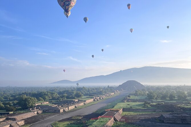 Hot Air Balloon Flight with Cave Breakfast - Coffee and cookies before takeoff at 5:30 am