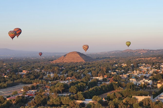 Hot air balloon from CDMX and Restaurant la Gruta (ORIGINAL) - Why the balloon flight is worth the early alarm