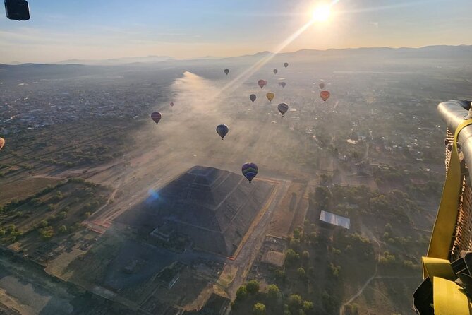 Hot air Balloon ride in Teotihuacan & breakfast in “La Gruta” - What the $263.02 price includes in practical terms