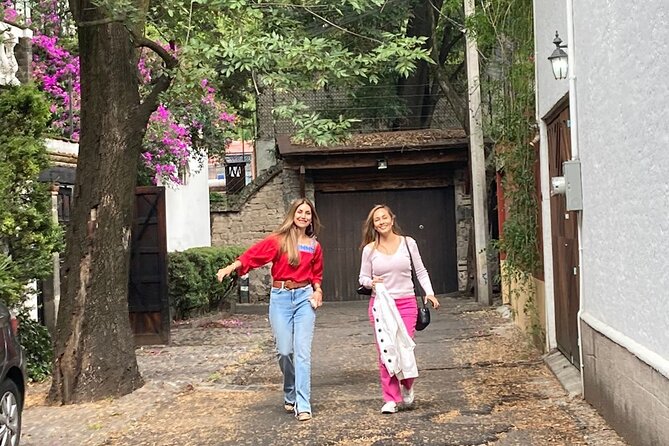 In the Footsteps of Frida Kahlo and Diego: Coyoacan and San Angel - A morning shaped by Frida, Diego, and Coyoacán