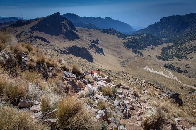 Iztaccihuatl Volcano Hike with an Alpinist - Shared van or private tour?