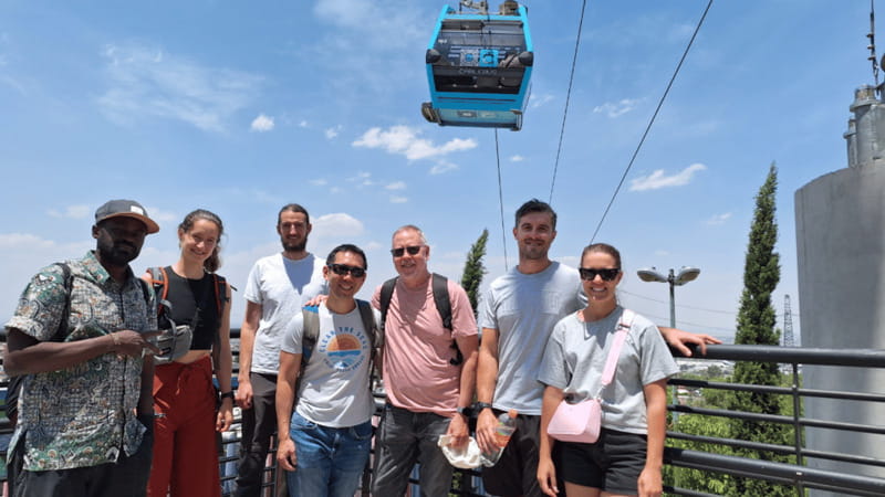 Iztapalapa: Cable Car Tour and Urban Art From the Heights - Reading the murals from above