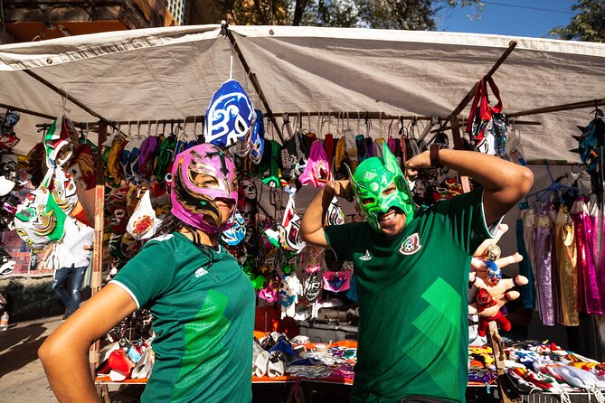 Lucha Libre Tacos & Masks 4 hrs Exploring Cdmx - Who will enjoy this evening most?