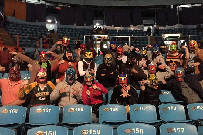 Lucha Libre Tour and Mezcal Tasting in Mexico City - Practical details that improve the night
