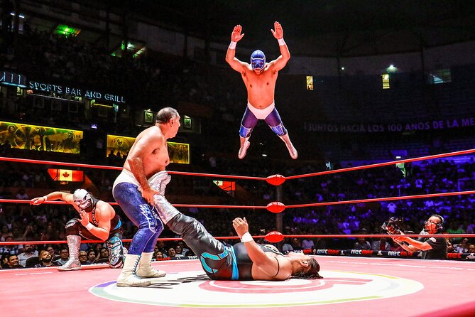 Lucha Libre Tour: guide by professional lucha libre wrestler - Why a wrestler’s lesson changes the evening