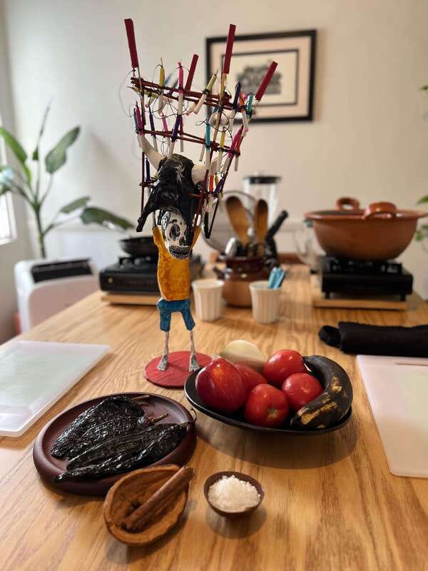 Market tour, cooking class & three-course Mexican feast - Key points to know