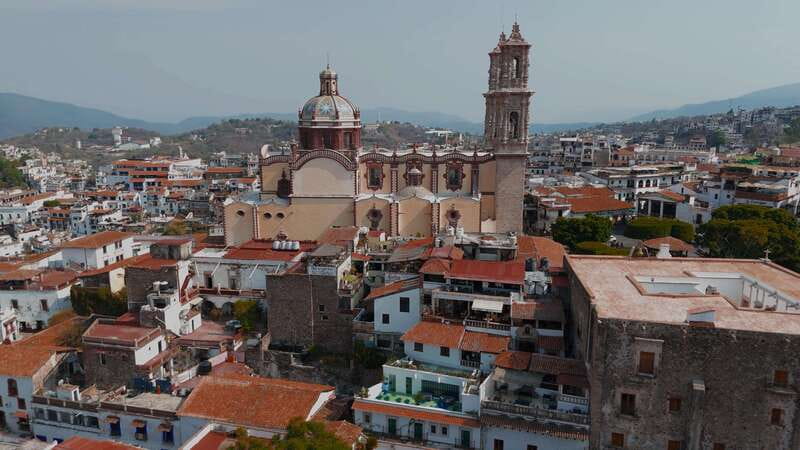 Mexico City: Cacahuamilpa Caves and Taxco Small-Group Tour - What the 11-hour schedule feels like