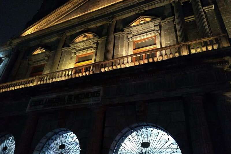 Mexico City: Double Decker Bus Night Tour - From Calle Monte de Piedad to the city center