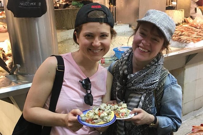 MEXICO CITY FOOD TOUR: flavors on two wheels - Taste tamales in Colonia Juarez
