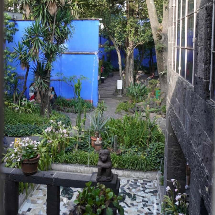 Mexico City: Frida Kahlo Museum Tour - Entering the Blue House in Coyoacán