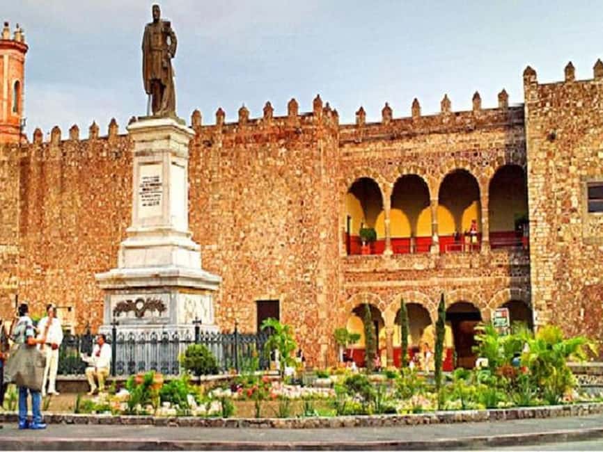 Mexico City: Full-Day Taxco and Cuernavaca Tour - Leaving Mexico City for Cuernavaca