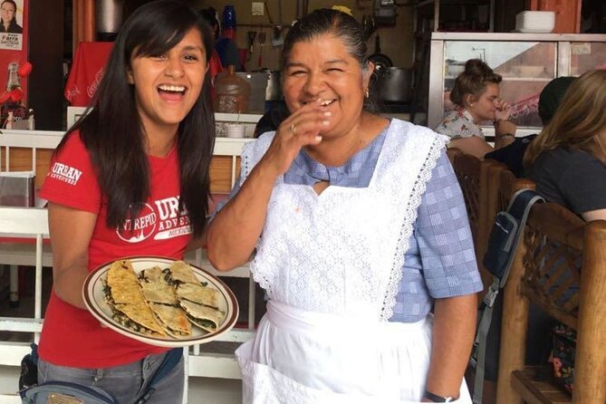 Mexico City: Hidden Markets, Street Food & Salsa-Making Tour - A five-hour introduction to everyday Mexico City