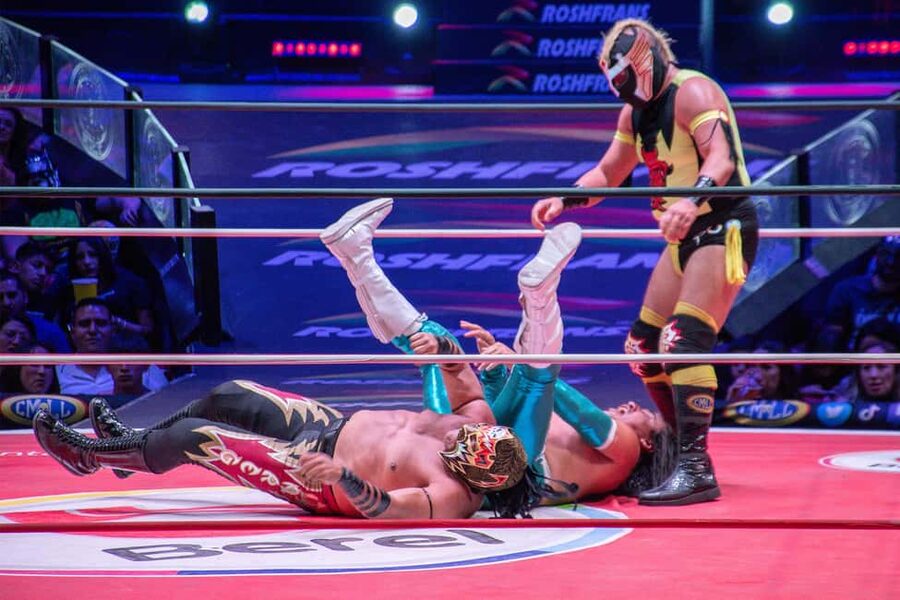Mexico City: Lucha Libre Show, Walking Tour & Tequila - Starting with tequila, mezcal, and pulque