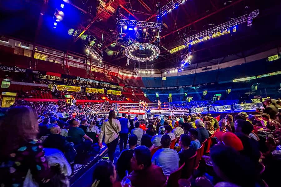 Mexico City: Mexican Lucha Libre Experience & Mezcal Tasting - Arena México or Arena Coliseo