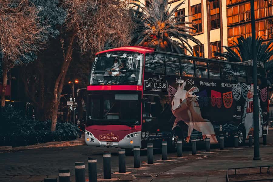 Mexico City: Night Bus Tour - Palace of Fine Arts and Alameda Central