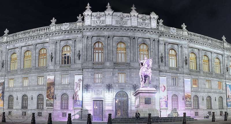 Mexico City: Night City Tour in a Double Decker Bus - What the audio guide adds, and what it cannot do