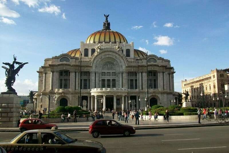 Mexico City: Private custom tour with a local guide - Why a private guide helps in Mexico City