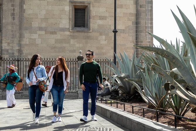 Mexico City Private & Personalized Half-Day Tour with a Local - The guides make or break the experience