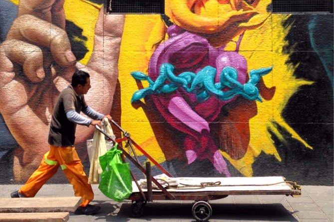 Mexico City Private Street Art Tour - Starting at Izazaga 8 in Centro Histórico