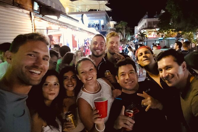 Mexico City Pub Crawl - Five bars across two of Mexico City’s best night districts
