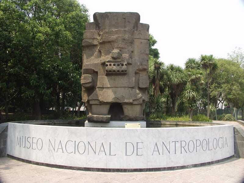 Mexico City tour & Anthropology Museum Tour - Chapultepec Park and the museum setting