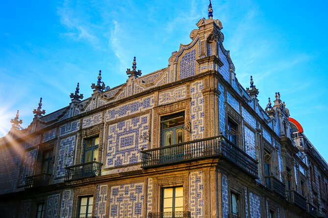 Mexico City Tour Bilingual Tour - Starting With the National Palace